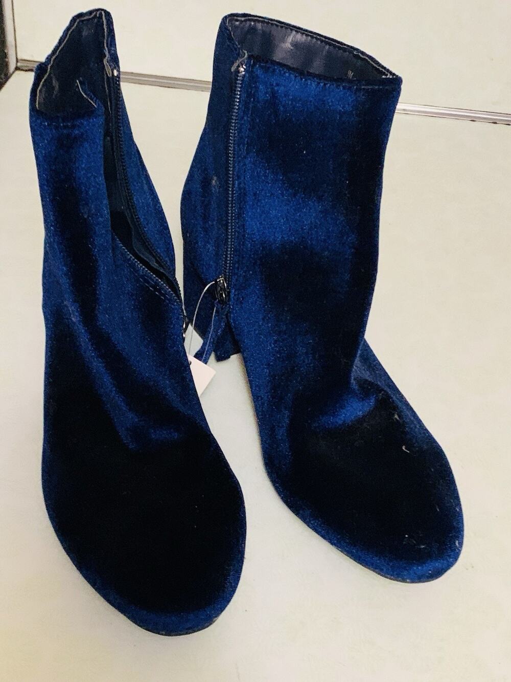 Attention Vintage Blue Velvet Ankle Boots Women’s Size 9 Side Zipper Block Heel